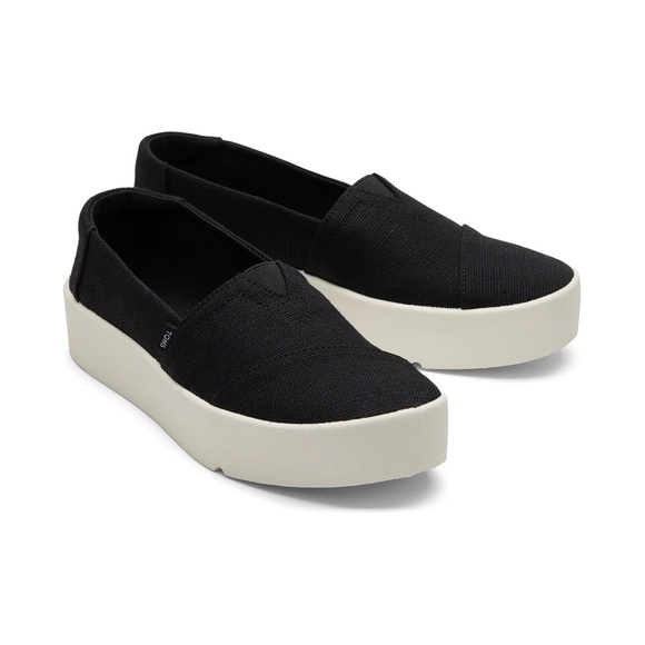 🩷2/$30❤️Toms - Verona Slip On Sneaker - Black - Size 7 - Picture 2 of 11